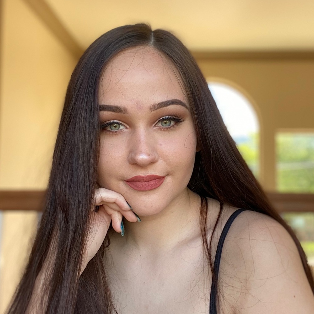 Meet your Posher, Katie